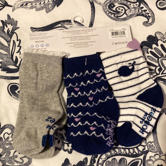 Robeez Infant socks - Picture 2 of 2